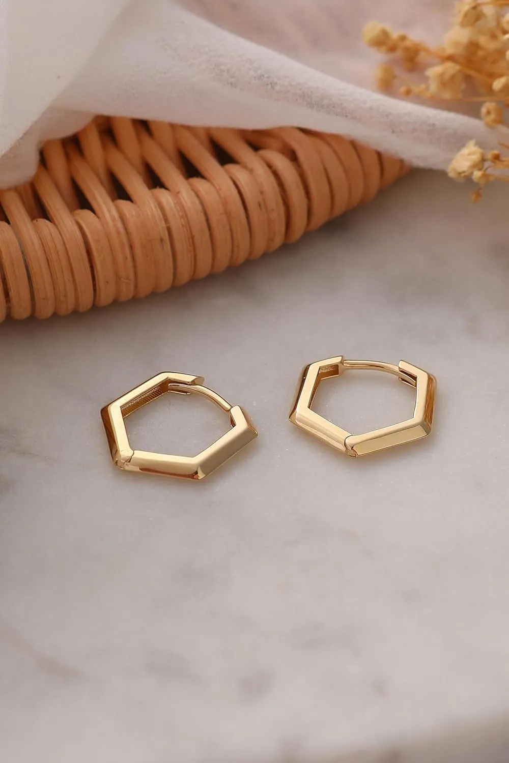 14K Gold Hexagon Earrings, Dainty initial Hexagon Earrings, 14K Solid Gold Geometric Earrings, Minimalist Hexagon Earrings, Hoops Earrings