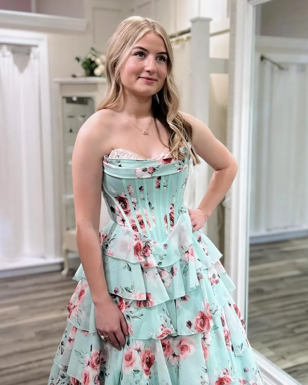 Corset Floral Prom Dresses for Women 2025 Sweetheart Chiffon Strapless Tiered Formal Evening Gown with Slit