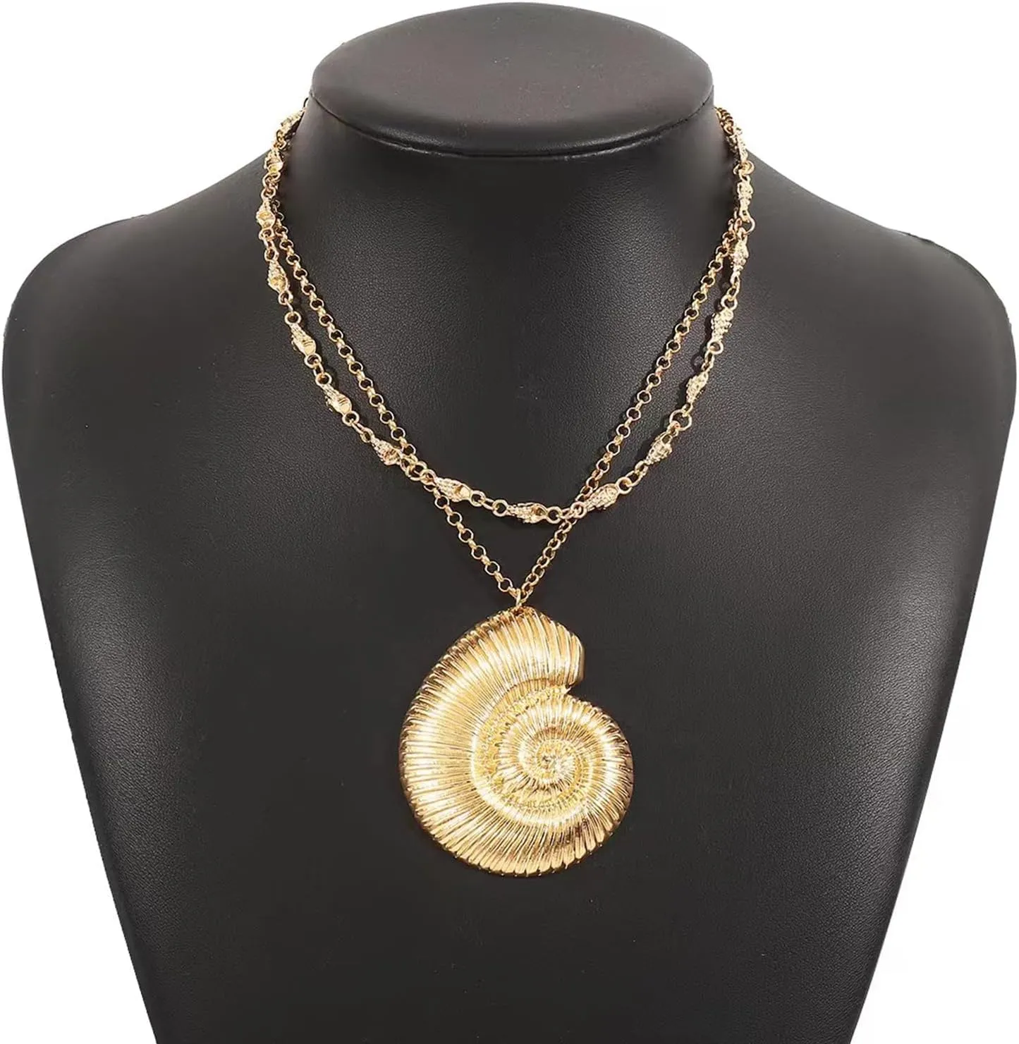 Frodete Beach Seashell Conch Necklace Adjustable Lightweight Shell Pendant Jewelry for Women Summer Vacation Ocean Themed Accessories