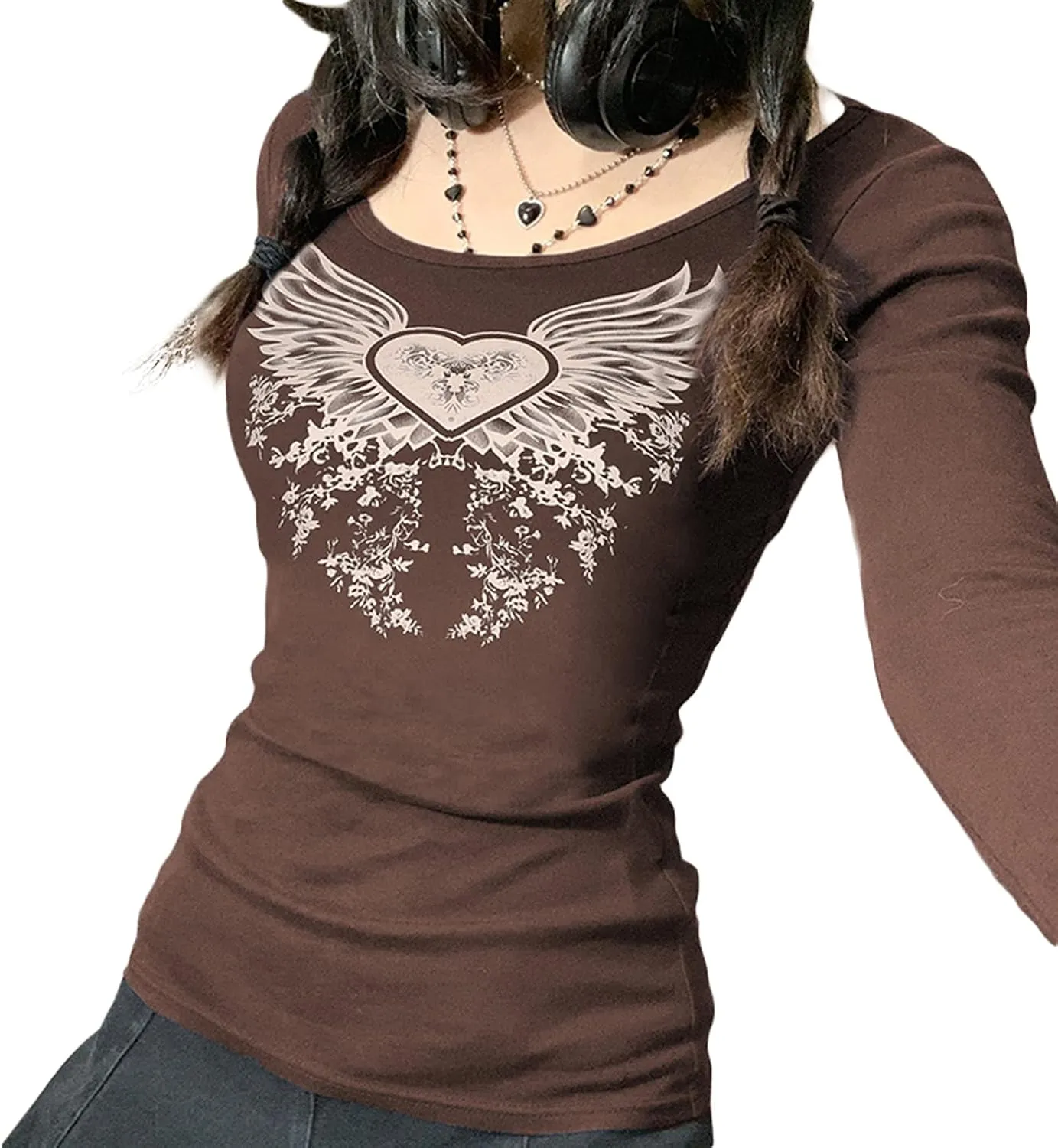 Graphic Tees for Women Teen Girls Aesthetic Grunge Gothic Clothes Y2k Shirt Knit Basic Long Sleeve Top Fall