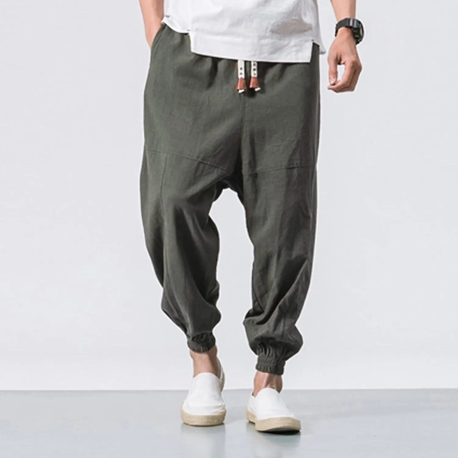 Men's Casual Pants Relaxed Fit Wide Leg Trousers Sports Pants Breathable Drawstring Waist Pants Baggy Joggers