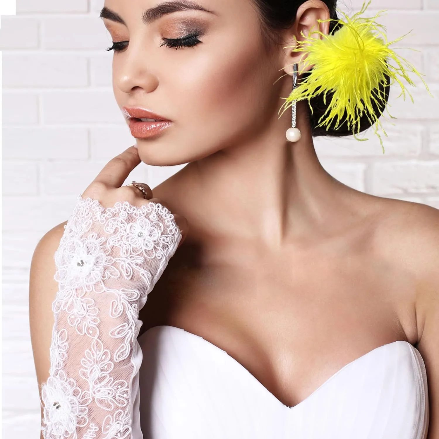Ostrich Feather Brooch Corsage Pin for Women Girls Headpieces Hair Clips