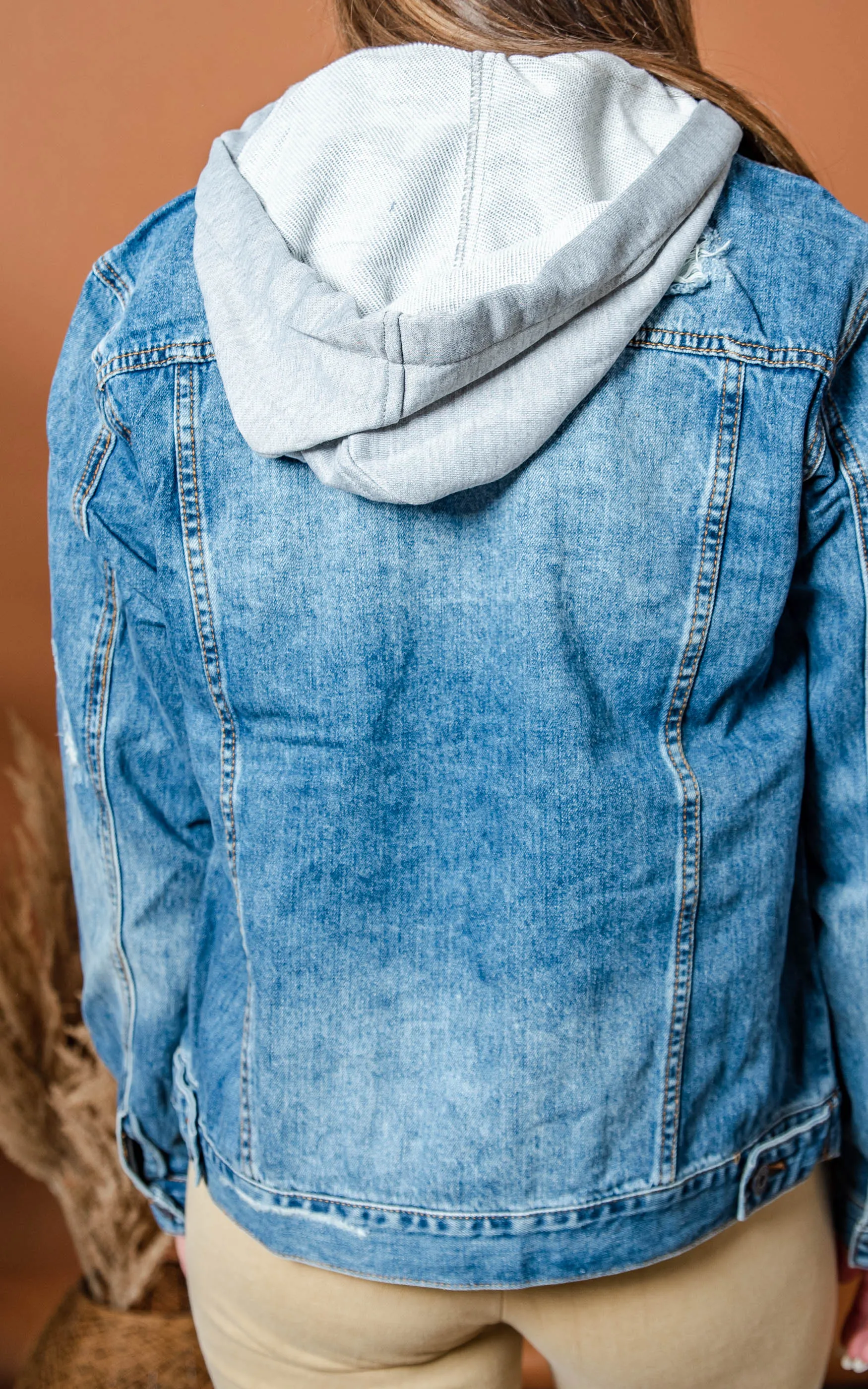 RISEN -RELAXED FIT CLASSIC TRUCKER JACKET W/ HOOD