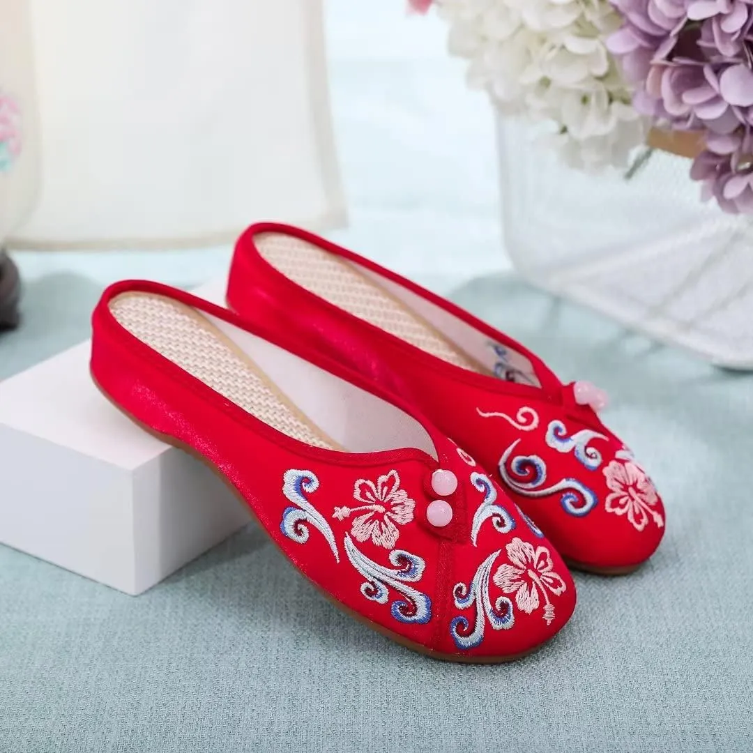 Stunner Flat Mules for Women Round Toe Vintage Embroidered Slip on Loafers Backless Mules