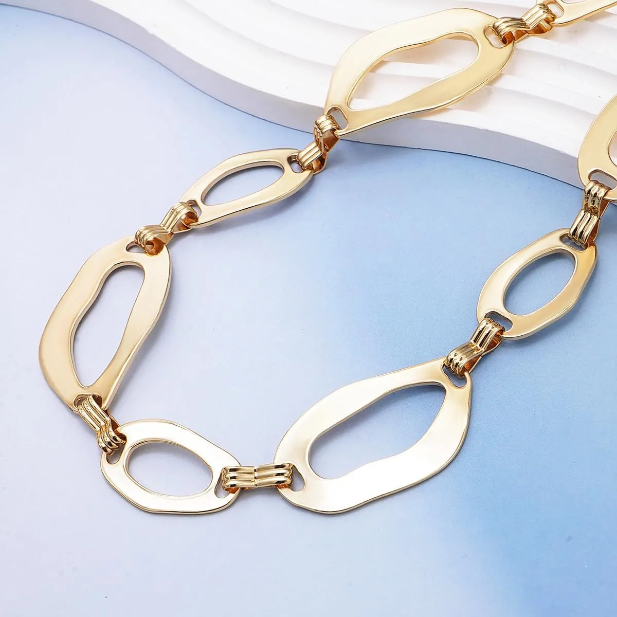 Suyi Waist Chain for Women Ladies Chunky Chain Belt for Dresses