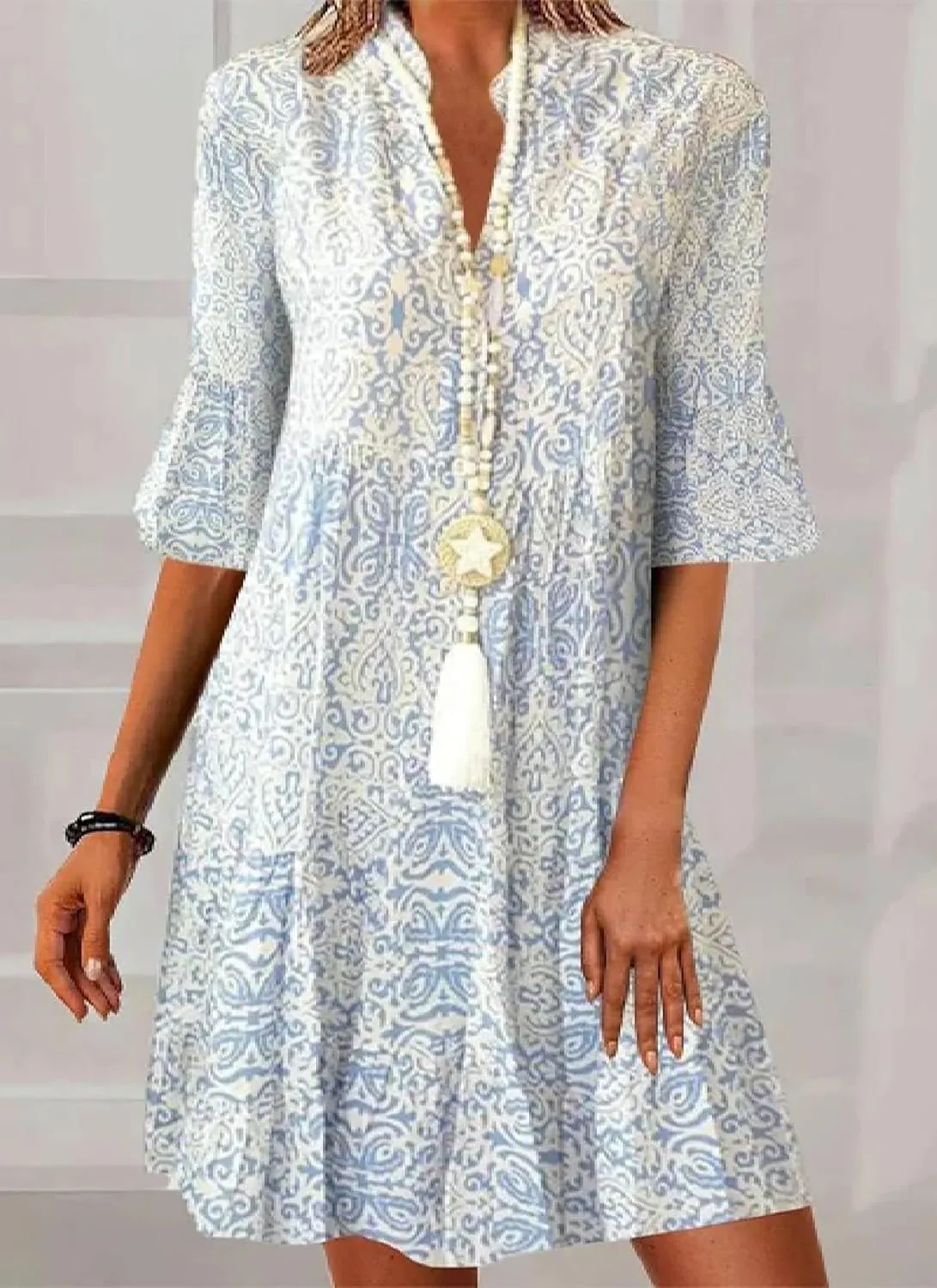 Women's 2025 Casual Loose Blue Bohemian Mini Dresses Half Sleeve V Neck Ruffle Flowy Dress Summer Sun Beach Dress