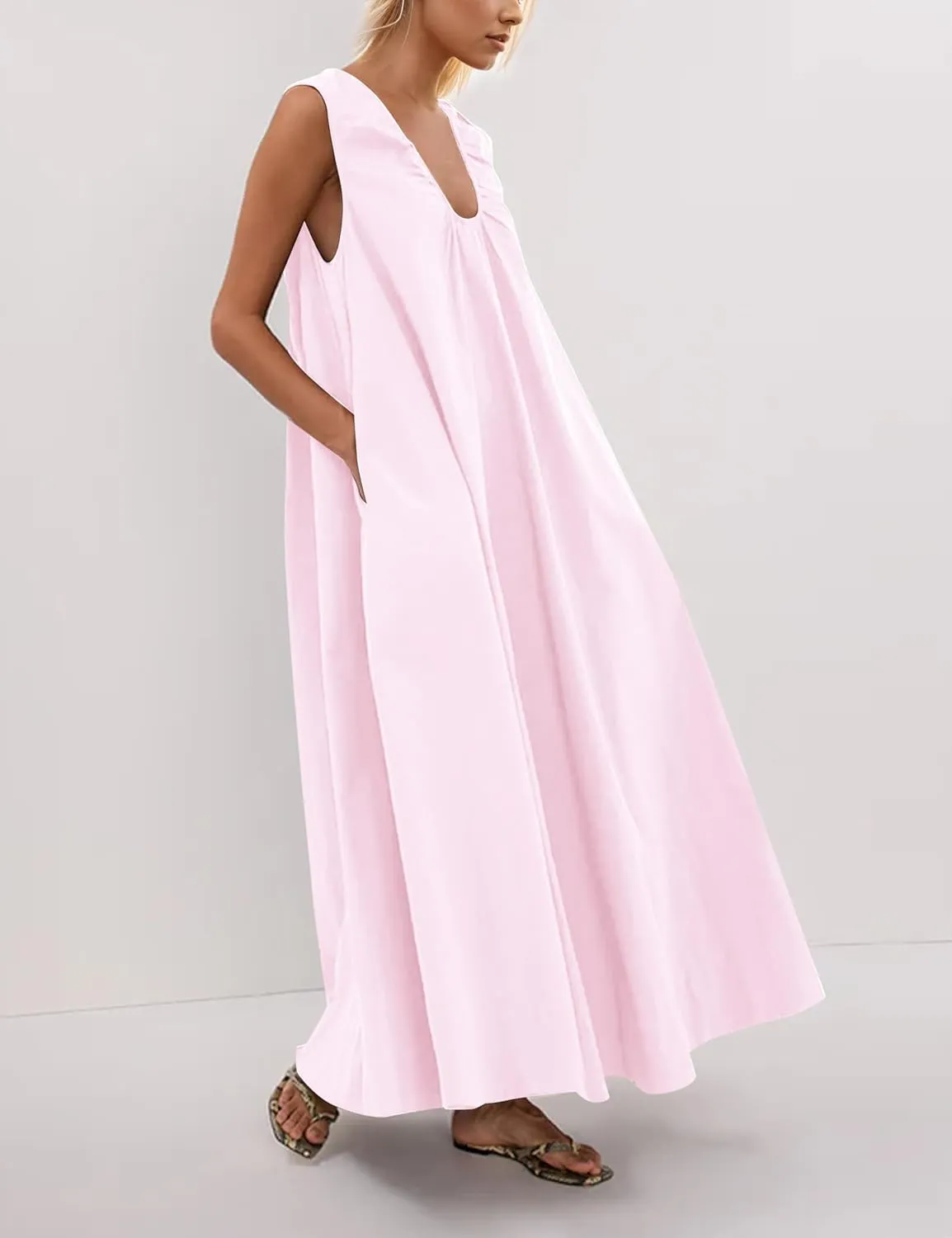 Womens Sleeveless Scoop Neck Long Dress Wide Shoulder Ruched Relaxed Summer Beach Vacation Maxi Sundress