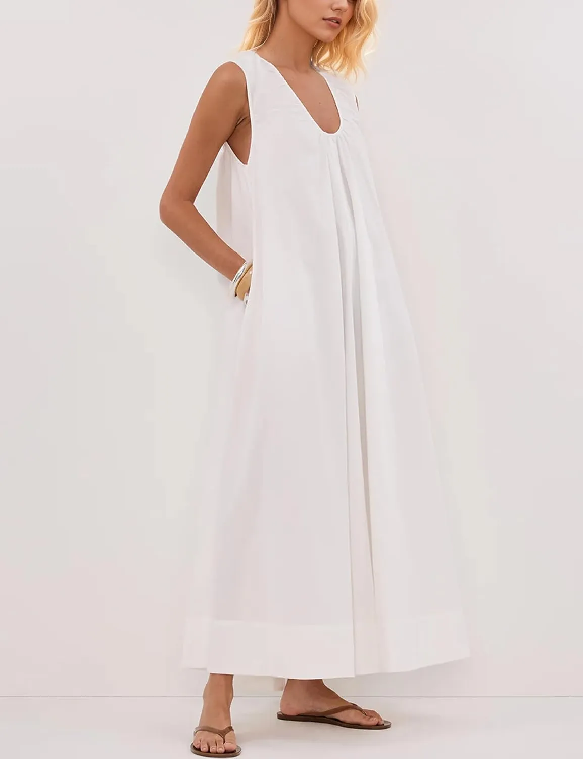 Womens Sleeveless Scoop Neck Long Dress Wide Shoulder Ruched Relaxed Summer Beach Vacation Maxi Sundress