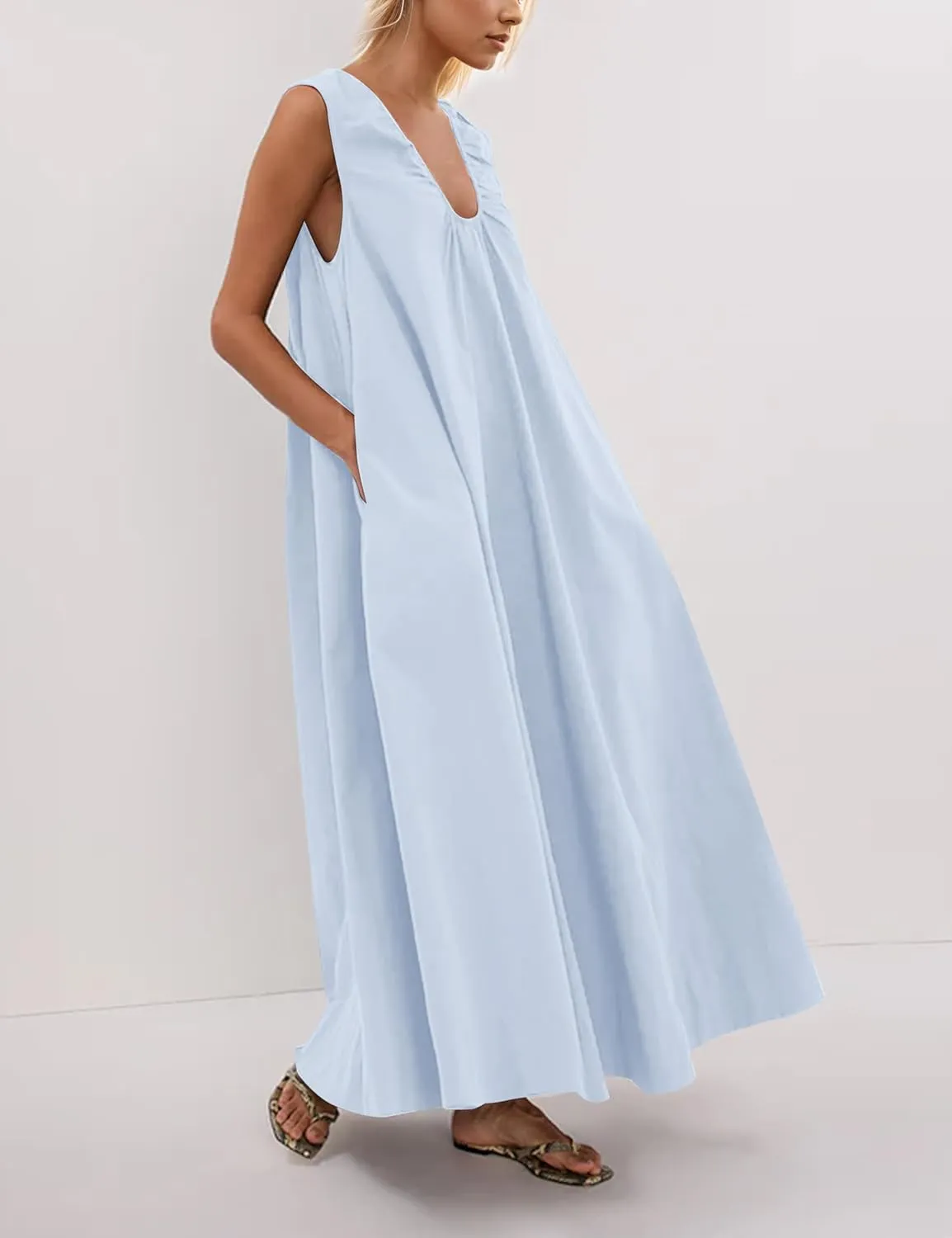 Womens Sleeveless Scoop Neck Long Dress Wide Shoulder Ruched Relaxed Summer Beach Vacation Maxi Sundress
