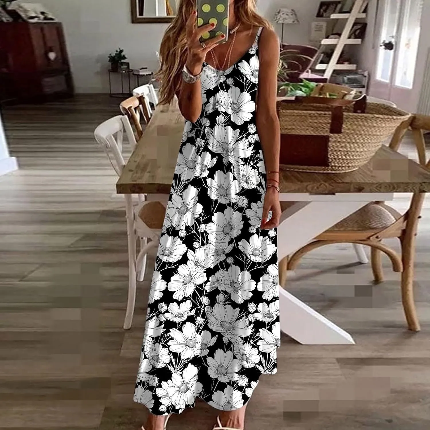 Womens Spring Summer Dresses Spaghetti Strap Floral Print Maxi Dress Trendy Boho Beach Vacation Sundress