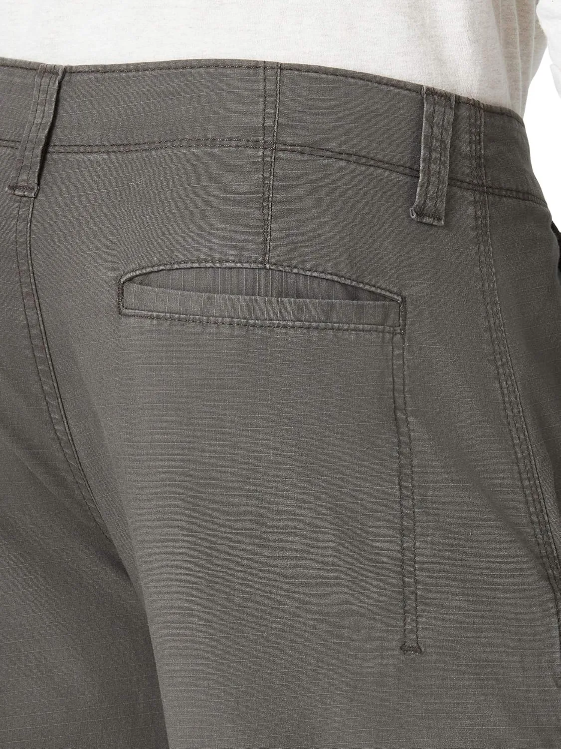 Wrangler Authentics Men's Relaxed Fit Stretch Cargo Pant