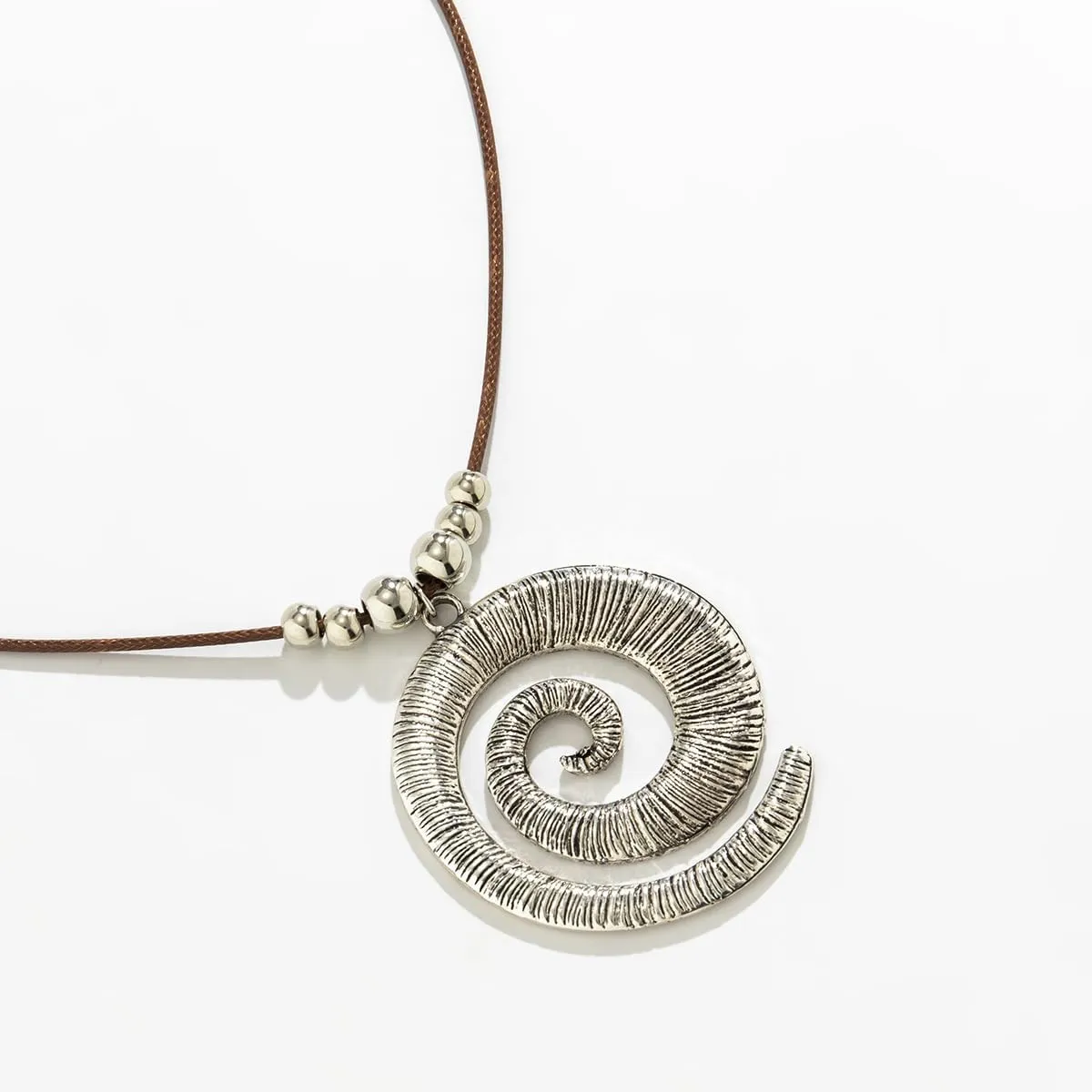 ZMANYIJEW Shell Starfish Necklace Conch Seashell Statement Pandent Chunky Necklace Beach Accessories Summer Stuff Dresses Accessories for Women